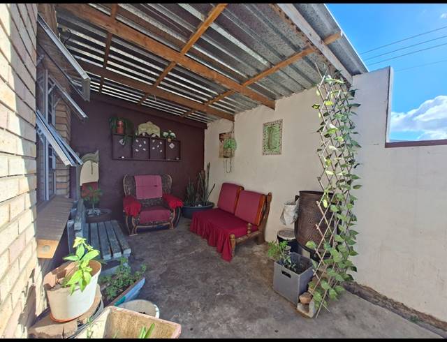 3 BEDROOM FREESTANDING FOR SALE IN BUFFALO FLATS
